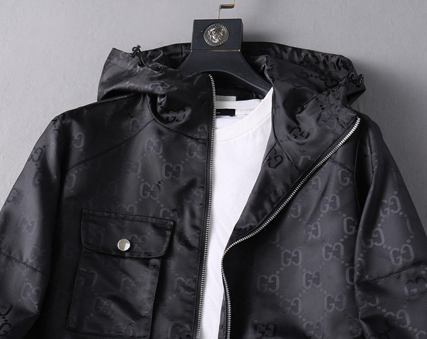 ブランドジャケット側面デザイン